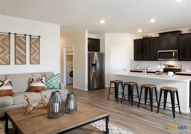 Photo 3 of Single family home for sale at 5524 Mcbride St, Cibolo, TX 78108 | MLS# 622946 | Listing updated on 2026-09-02