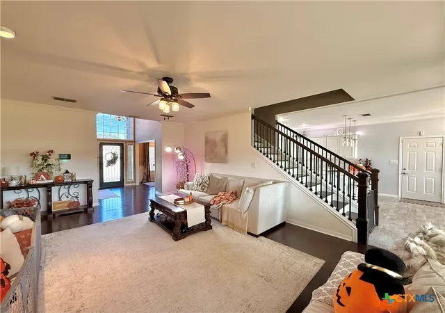 Photo 3 of Single family home for sale at 311 Charleston Dr, Victoria, TX 77904 | MLS# 623640 | Listing updated on 2026-08-26