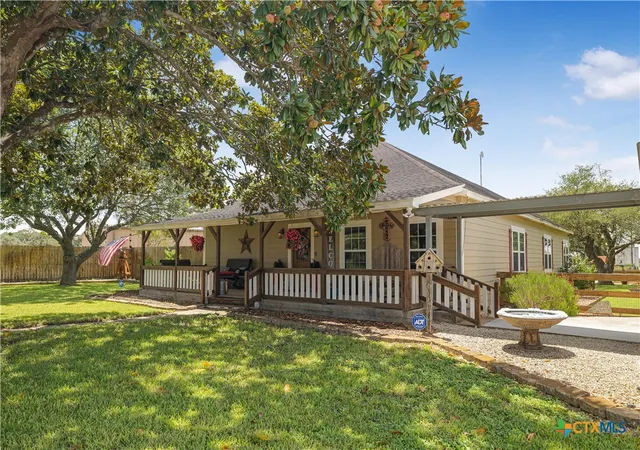 Photo 2 of Single family home for sale at 3393 E State Hwy 111, Yoakum, TX 77995 | MLS# 622146 | Listing updated on 2026-08-28