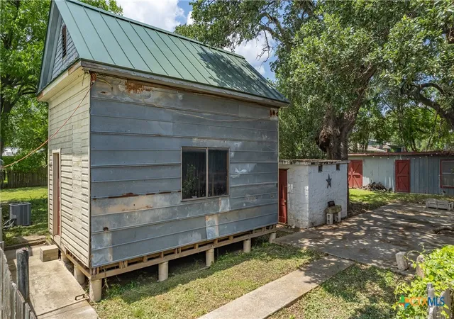 Photo 3 of Single family home for sale at 1790 Sattler Rd, New Braunfels, TX 78132 | MLS# 623717 | Listing updated on 2026-08-26