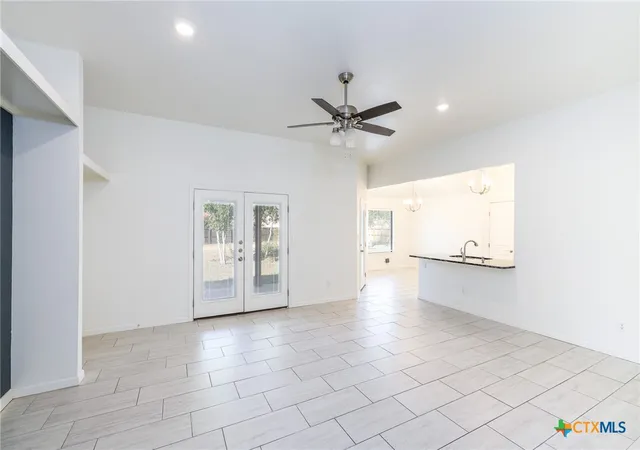Photo 2 of Single family home for sale at 228 Plum St, Luling, TX 78648 | MLS# 623754 | Listing updated on 2026-08-28