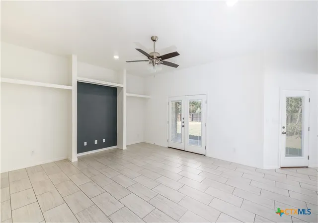 Photo 3 of Single family home for sale at 228 Plum St, Luling, TX 78648 | MLS# 623754 | Listing updated on 2026-10-01