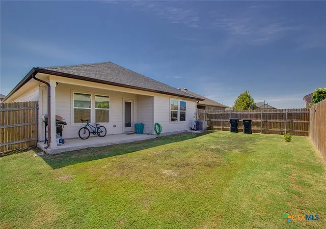 Photo 2 of Single family home for sale at 928 Adler Wy, San Marcos, TX 78666 | MLS# 623592 | Listing updated on 2026-09-03