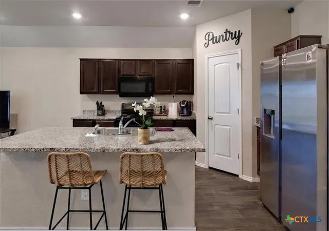 Photo 4 of Single family home for sale at 928 Adler Wy, San Marcos, TX 78666 | MLS# 623592 | Listing updated on 2026-09-25
