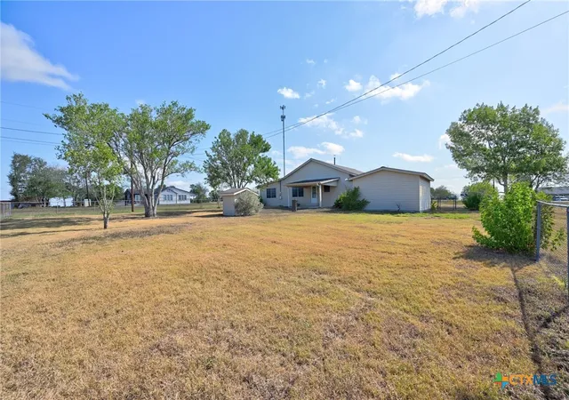 Photo 4 of Single family home for sale at 1134 State Higway 95, Shiner, TX 77984 | MLS# 623639 | Listing updated on 2026-09-15