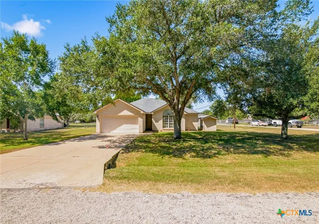 Photo 3 of Single family home for sale at 119 Elaine St, Victoria, TX 77904 | MLS# 623668 | Listing updated on 2026-09-07