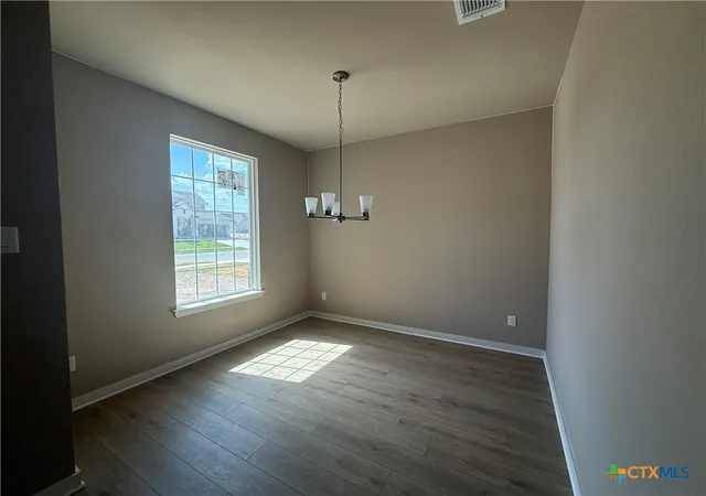 Photo 3 of Single family home for sale at 114 Nettie Dr, Killeen, TX 76542 | MLS# 623775 | Listing updated on 2026-08-28