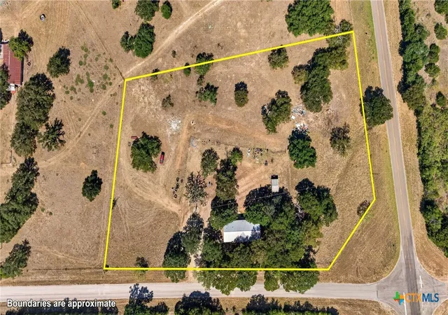 Photo 3 of Manufactured home for sale at 330 Fm 183 Spur, Evant, TX 76525 | MLS# 623665 | Listing updated on 2026-09-17