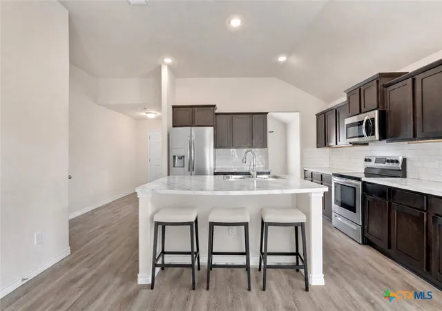 Photo 3 of Sale Pending at 6503 Catherine Dr, Killeen, TX 76542 | MLS# 623757 | Listing updated on 2026-09-11