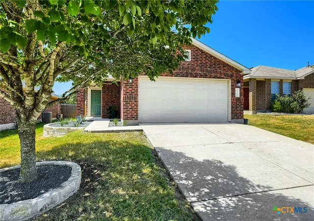 Photo 2 of Townhouse for sale at 137 Pine Arbol, Buda, TX 78610 | MLS# 623467 | Listing updated on 2026-09-01