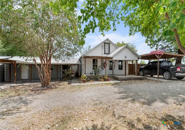 Photo 1 of Sale Pending at 798 County Road 367, Lott, TX 76656 | MLS# 623272 | Listing updated on 2026-09-22