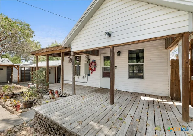 Photo 3 of Sale Pending at 798 County Road 367, Lott, TX 76656 | MLS# 623272 | Listing updated on 2026-09-22