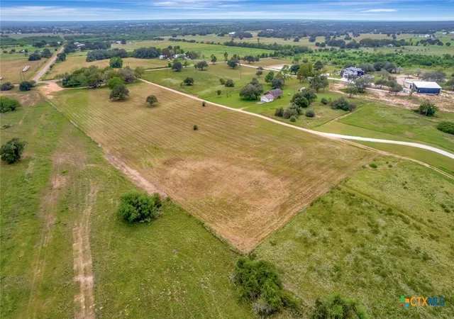 Photo 1 of Land for sale at 000 Levi Sloan Rd, Victoria, TX 77904 | MLS# 623769 | Listing updated on 2026-08-28