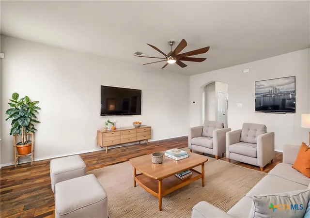 Photo 4 of Sale Pending at 6026 Ambrose Cir, Temple, TX 76502 | MLS# 622927 | Listing updated on 2026-09-29