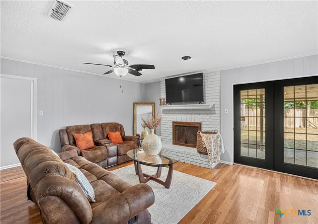 Photo 3 of Single family home for sale at 104 Red Oak Cir, Temple, TX 76502 | MLS# 623809 | Listing updated on 2026-10-01