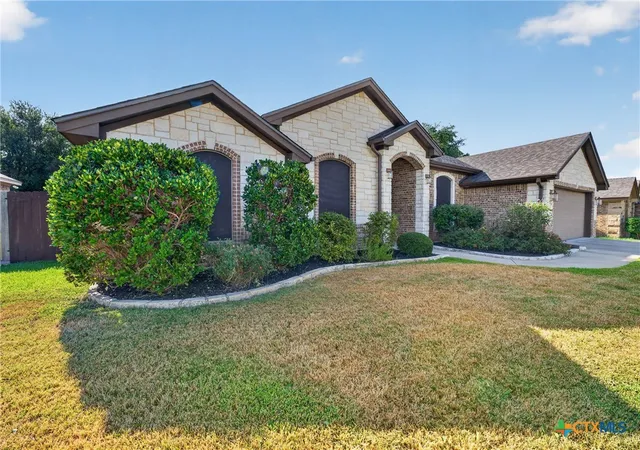 Photo 3 of Sale Pending at 2936 Presidio Cir, Belton, TX 76513 | MLS# 623555 | Listing updated on 2026-09-29