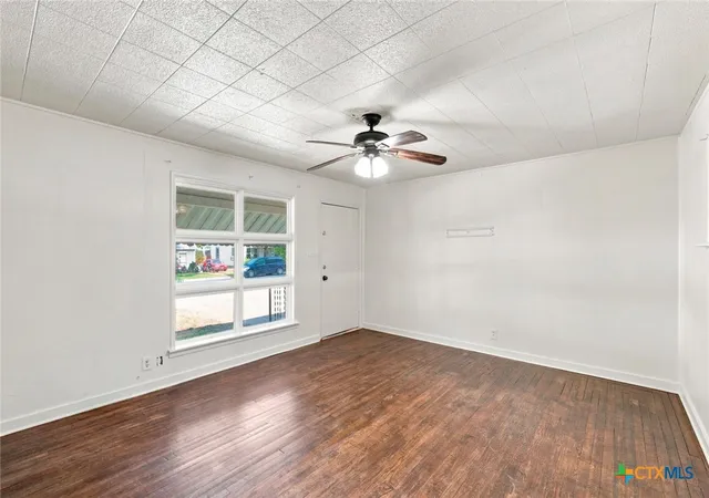 Photo 4 of Single family home for sale at 1319 S 37Th St, Temple, TX 76504 | MLS# 623860 | Listing updated on 2026-09-15