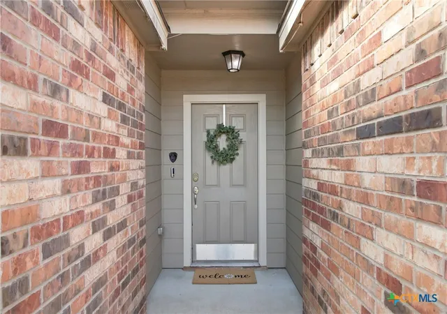 Photo 4 of Sale Pending at 2342 Washington Dr, Belton, TX 76513 | MLS# 623762 | Listing updated on 2026-09-09