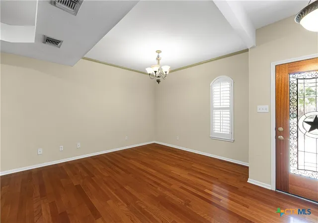 Photo 4 of Single family home for sale at 308 Green Gable Dr, Victoria, TX 77904 | MLS# 623871 | Listing updated on 2026-09-16