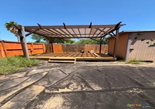 Photo 4 of Manufactured home for sale at 706 N Moorefield Rd St, Mission, TX 78572 | MLS# 623728 | Listing updated on 2026-08-29