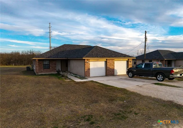 Photo 3 of Multi family home for sale at 560 566 Crest Circle Dr, San Marcos, TX 78666 | MLS# 623898 | Listing updated on 2026-08-29