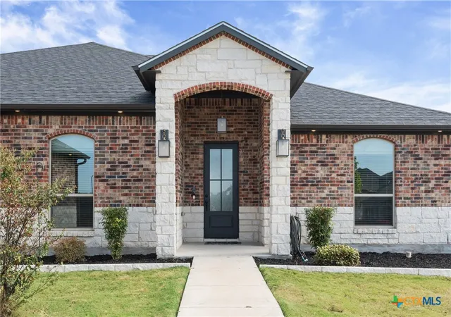 Photo 4 of Single family home for sale at 3012 Keifer Marshall Dr, Temple, TX 76502 | MLS# 623905 | Listing updated on 2026-09-03