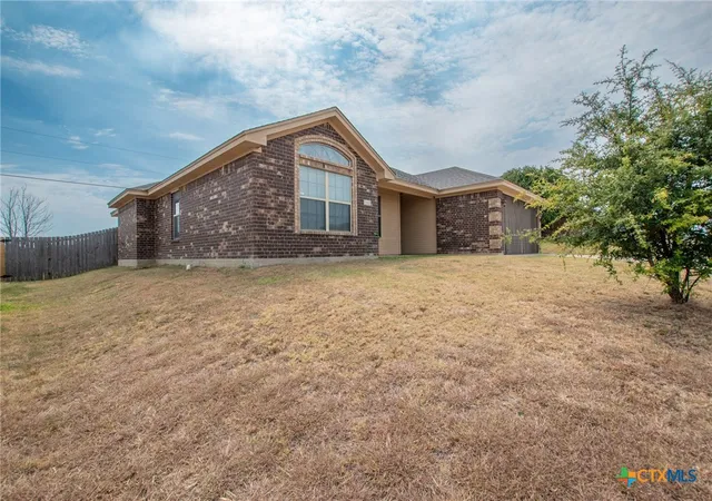 Photo 3 of Single family home for sale at 3600 Salt Fork Dr, Killeen, TX 76549 | MLS# 623391 | Listing updated on 2026-09-02