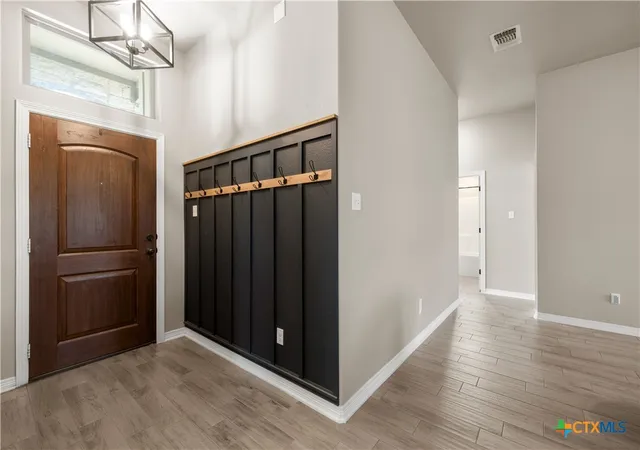 Photo 4 of Sale Pending at 1818 Broken Shoe Trl, Temple, TX 76502 | MLS# 623906 | Listing updated on 2026-10-05
