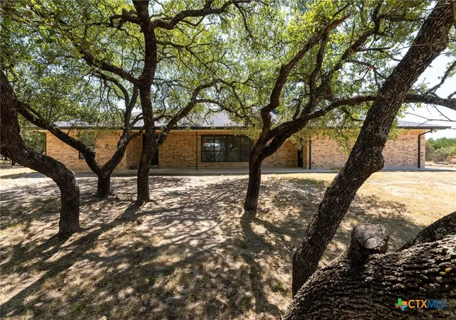 Photo 1 of Single family home for sale at 3322 County Road 1020, Lampasas, TX 76550 | MLS# 623483 | Listing updated on 2026-09-10