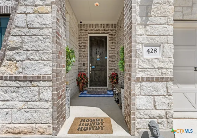 Photo 3 of Single family home for sale at 428 Landing Ln, Leander, TX 78641 | MLS# 623532 | Listing updated on 2026-08-29