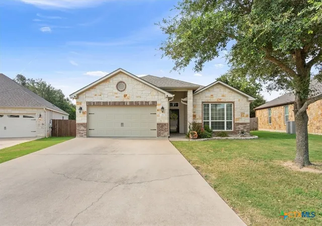 Photo 4 of Single family home for sale at 659 Northcliffe Dr, Belton, TX 76513 | MLS# 623638 | Listing updated on 2026-09-10