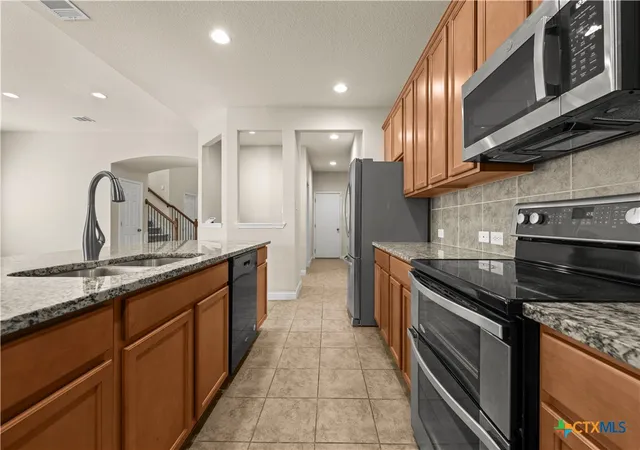 Photo 3 of Single family home for sale at 809 Vintage Wy, Harker Heights, TX 76548 | MLS# 623901 | Listing updated on 2026-08-29