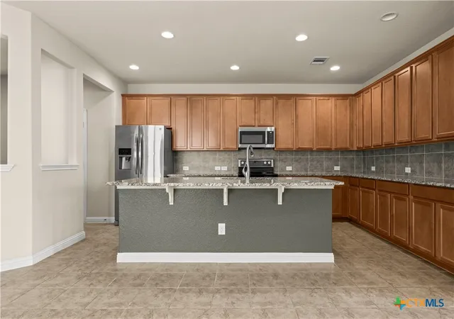 Photo 3 of Single family home for sale at 809 Vintage Wy, Harker Heights, TX 76548 | MLS# 623901 | Listing updated on 2026-08-29