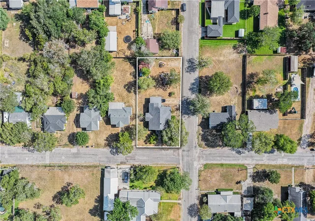 Photo 18 of Single family home for sale at 520 E First St, Cuero, TX 77954 | MLS# 623931 | Listing updated on 2026-08-29