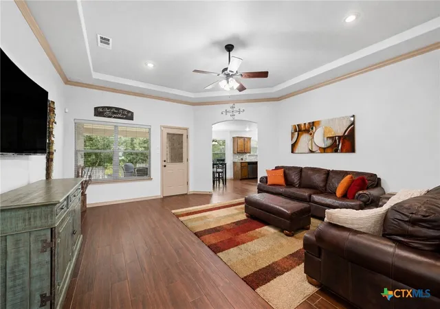 Photo 2 of Single family home for sale at 181 Sheridan Loop, Belton, TX 76513 | MLS# 623888 | Listing updated on 2026-08-29