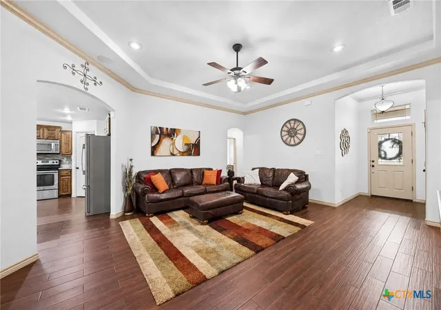 Photo 3 of Single family home for sale at 181 Sheridan Loop, Belton, TX 76513 | MLS# 623888 | Listing updated on 2026-08-29