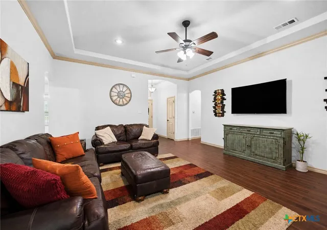 Photo 4 of Single family home for sale at 181 Sheridan Loop, Belton, TX 76513 | MLS# 623888 | Listing updated on 2026-08-29