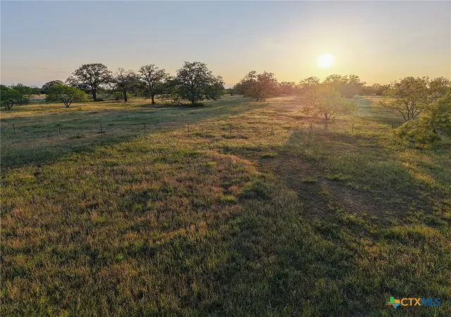 Land for sale at 1018 Main Loop Rd, Waelder, TX 78959 | MLS# 623940