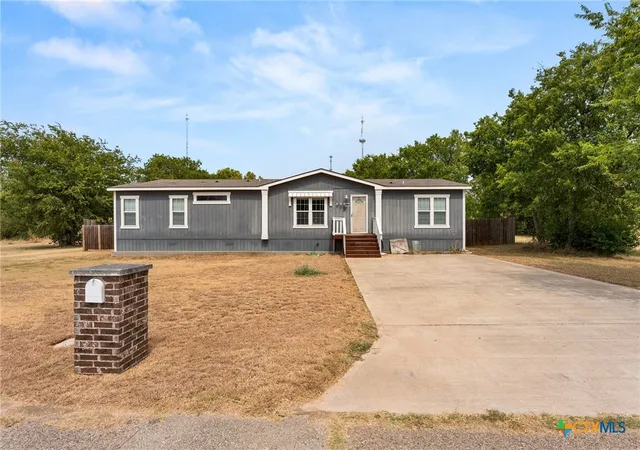 Photo 1 of Manufactured home for sale at 204 Rogers St, Mc Gregor, TX 76657 | MLS# 623788 | Listing updated on 2026-08-31