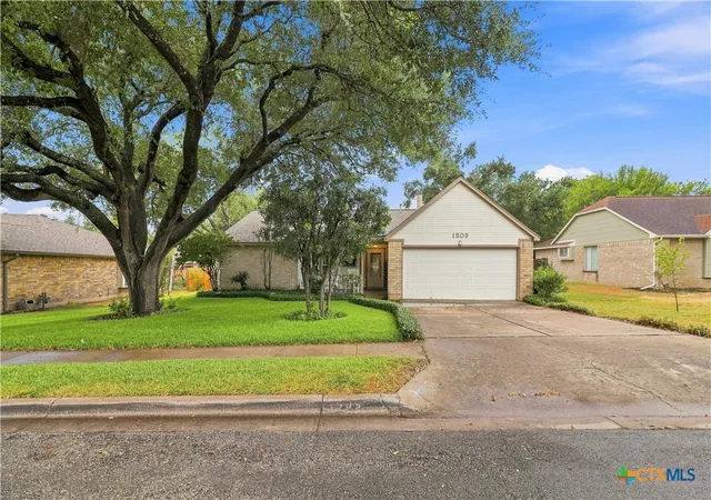 Photo 3 of Single family home for sale at 1509 Quail Run Rd, Pflugerville, TX 78660 | MLS# 623963 | Listing updated on 2026-09-09