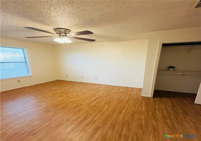 Listing Photo 2 - Condo for sale in building located at 1624 Aquarena Springs Dr, San Marcos, TX 78666 - Unit #F147