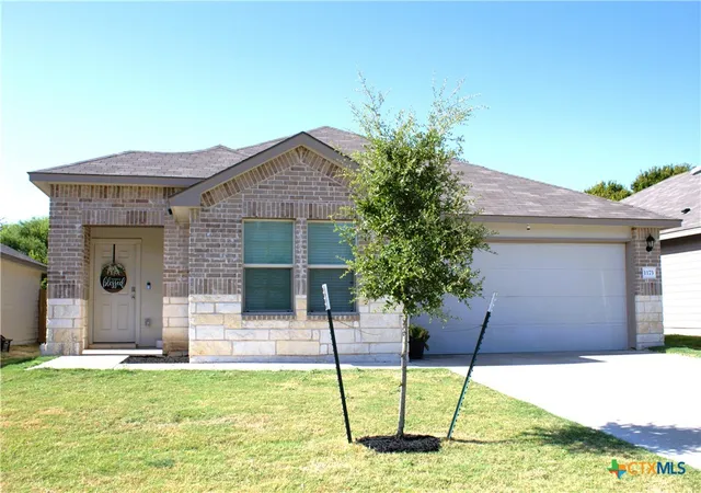 Single family home for sale at 1173 Ottoman Loop, Troy, TX 76579 | MLS# 623301