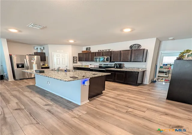 Photo 2 of Single family home for sale at 1173 Ottoman Loop, Troy, TX 76579 | MLS# 623301 | Listing updated on 2026-09-15