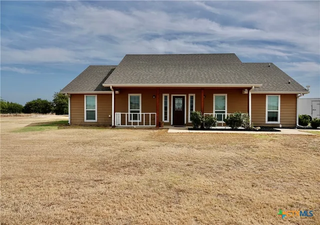 Photo 3 of Single family home for sale at 3740 County Road 127, Gatesville, TX 76528 | MLS# 623997 | Listing updated on 2026-09-01