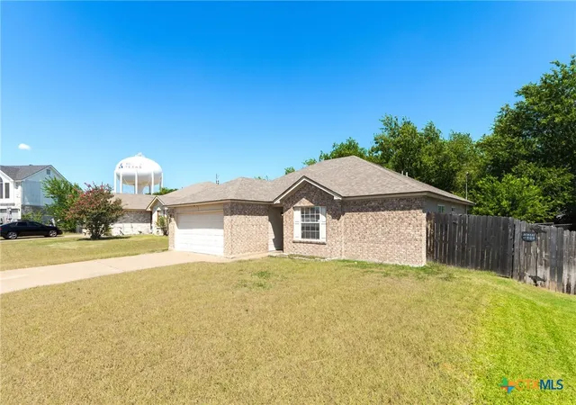 Photo 2 of Single family home for sale at 1910 Michele Dr, Killeen, TX 76542 | MLS# 622682 | Listing updated on 2026-08-31