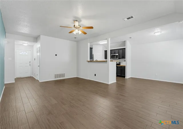 Photo 4 of Single family home for sale at 1910 Michele Dr, Killeen, TX 76542 | MLS# 622682 | Listing updated on 2026-08-31
