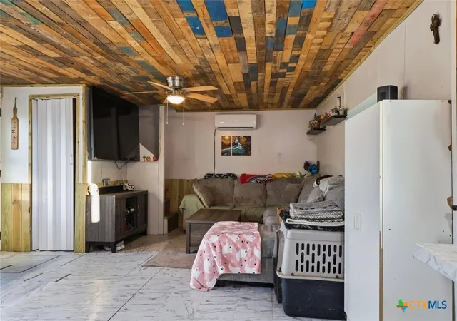 Photo 4 of Manufactured home for sale at 842 Wischkaemper Rd, Victoria, TX 77905 | MLS# 624063 | Listing updated on 2026-09-01