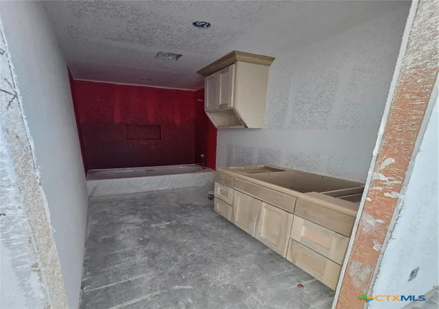 Photo 3 of Single family home for sale at 504 N 14th Street, Gatesville, TX 76528 | MLS# 624074 | Listing updated on 2026-09-01