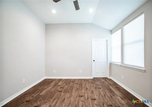 Photo 3 of Multi family home for sale at 801 S & 803 Main St, Victoria, TX 77901 | MLS# 624089 | Listing updated on 2026-09-01