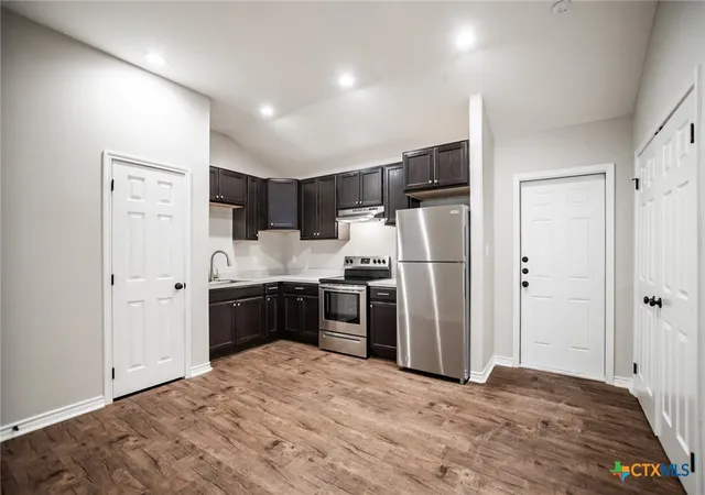 Photo 3 of House for sale at 801 S & 803 Main St, Victoria, TX 77901 | MLS# 624089 | Listing updated on 2026-09-01